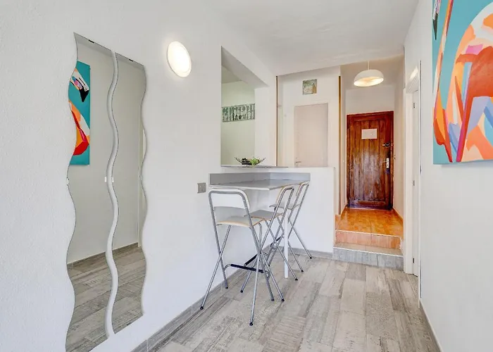 Aguaviva Free Wifi * Callao Salvaje